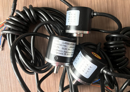 ������ӿƼ����Ƶ�����λ�Ƃ���������Щ���c��